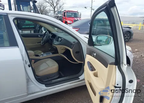 2011 Hyundai Genesis 3.8 from USA, damaged, VIN KMHGC4DEXBU123086